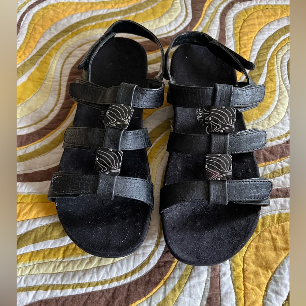 Vionic Amber sandal 6/37